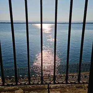 La Finestra Sul Mare Di Alfeo Appartement