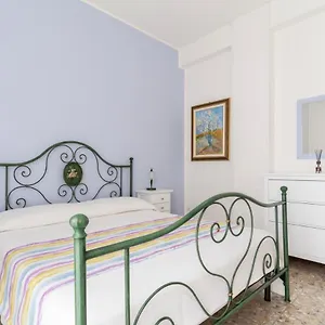  Appartamento Casa Sofocle Comodo Bivani A Siracusa In Zona